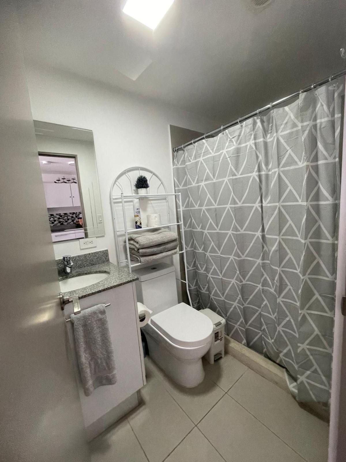 Ifreses, Study Full Equipped Whith Pool, Air- Conditioning, Spectacular View Of The City, Parking With Additional Payment Curridabat Quarto foto