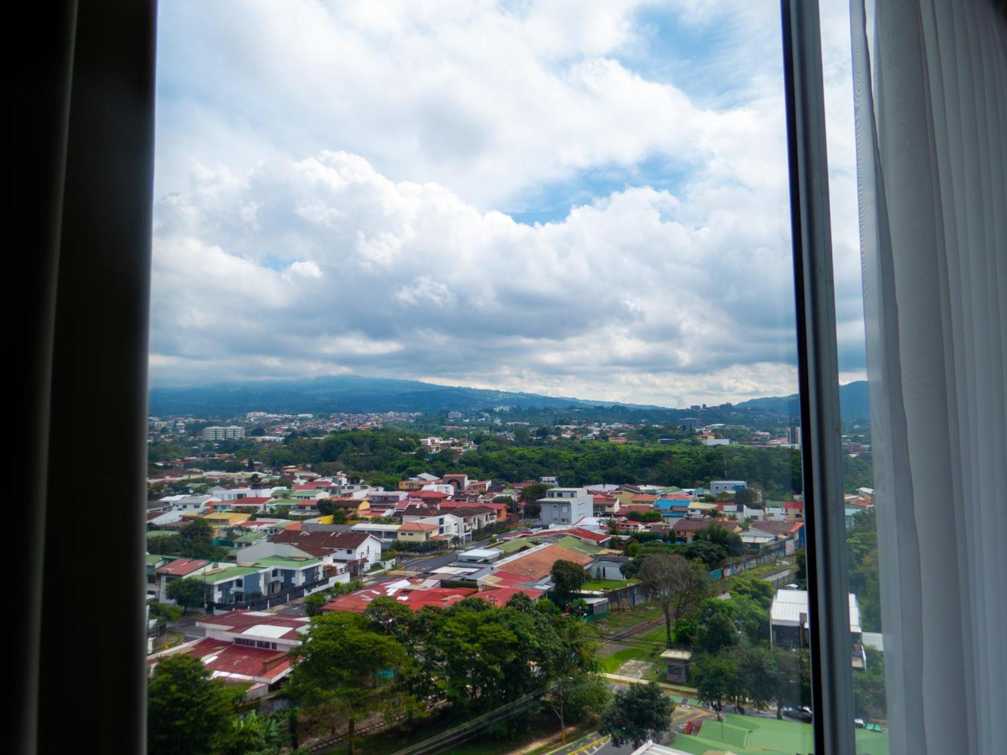 Ifreses, Study Full Equipped Whith Pool, Air- Conditioning, Spectacular View Of The City, Parking With Additional Payment Curridabat Quarto foto